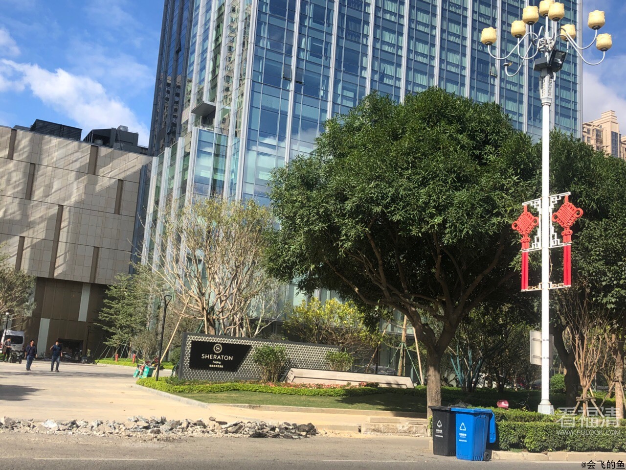 西区这座新五星级酒店围挡拆了,超炫!